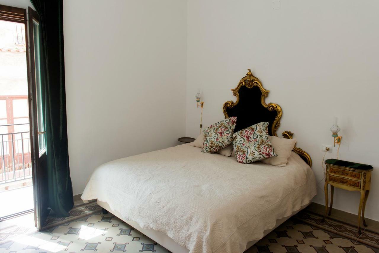 B&B Malvasia Palermo Buitenkant foto