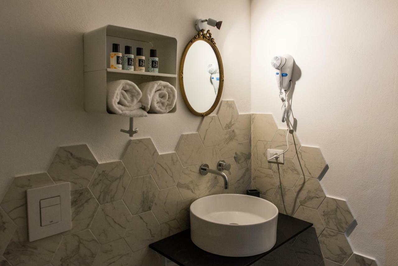B&B Malvasia Palermo Buitenkant foto